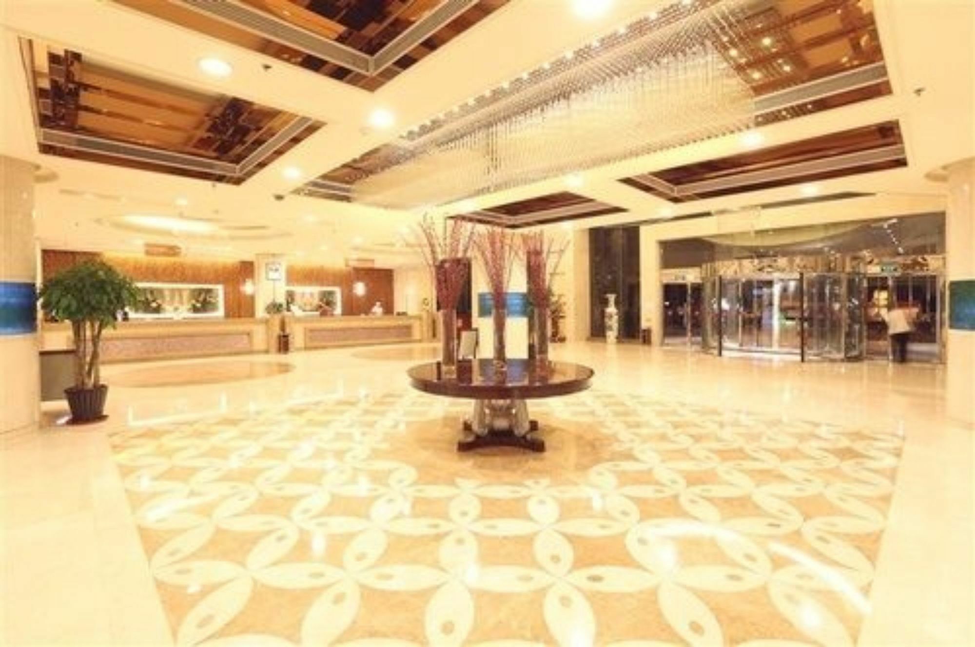 Qingdao KuaiTong International Hotel Luaran gambar
